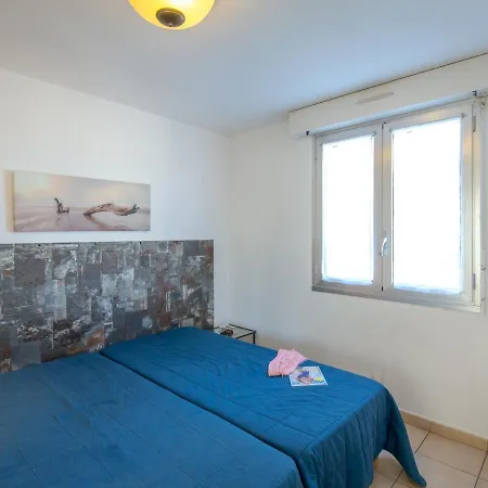 Climatise Avec Terrasse, A 50m De La Et Proche Commerces, Gare Et Centre-ville. - Fr-1-466a-9 Apartmán *