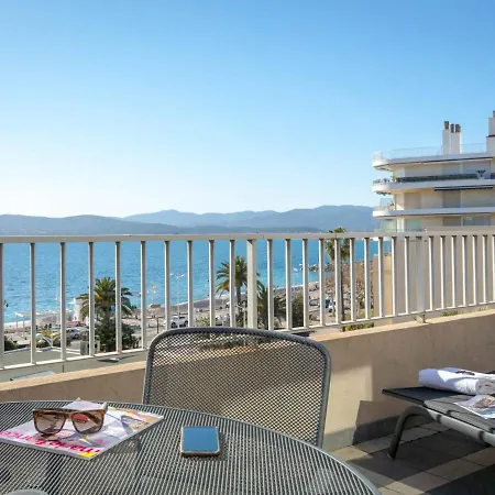 Climatise Avec Terrasse, A 50m De La Et Proche Commerces, Gare Et Centre-ville. - Fr-1-466a-9 아파트